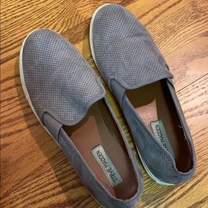Steve Madden slip on sneakers